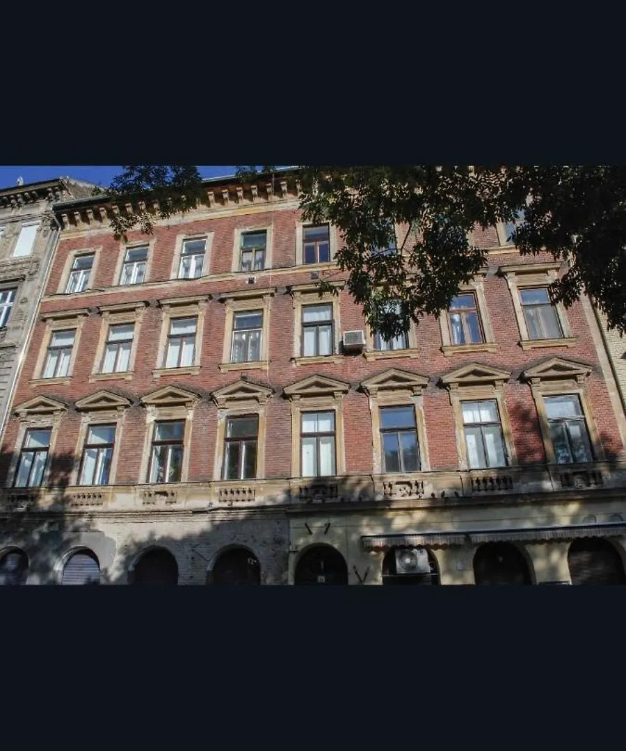 Free Parking Garage! Downtown Apartment Close To New York Cafe Budapešť 0*,